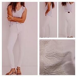 Madewell RARE White Embroidered Skinny Jeans GUC $135 Size 26     J204